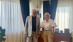 Συνάντηση Καραλαριώτου – Σερέτη στην Αποκεντρωμένη Διοίκηση